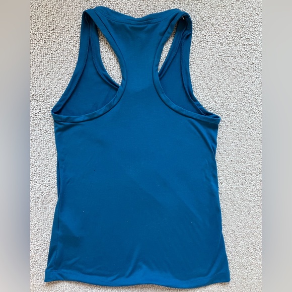 Nike Women's Tank Top Activewear Blue with Pink Logo Size XS - Picture 2 of 4